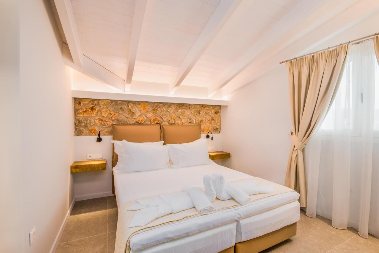 Bella Terra Roda (Corfu)